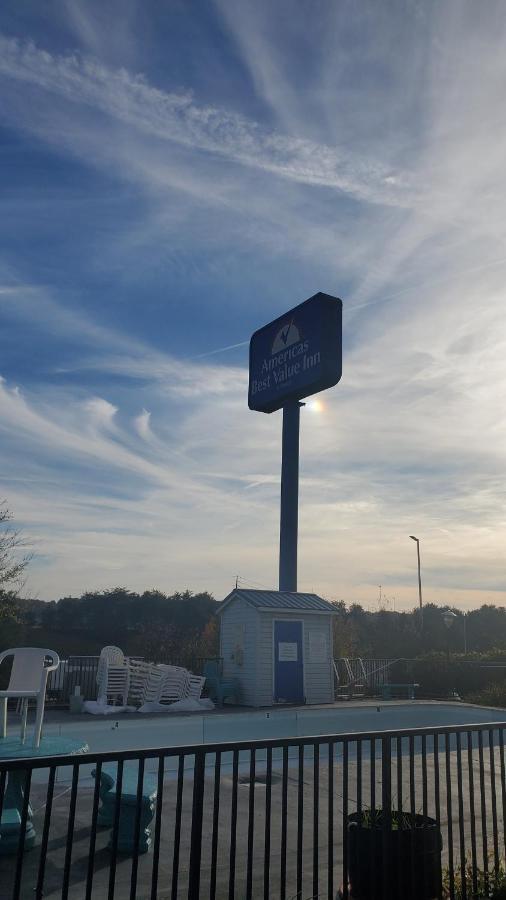 Americas Best Value Inn Kodak - Sevierville Екстер'єр фото