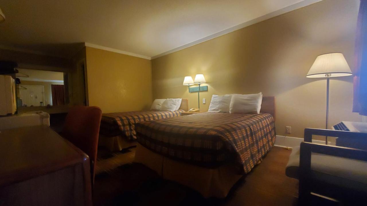 Americas Best Value Inn Kodak - Sevierville Екстер'єр фото