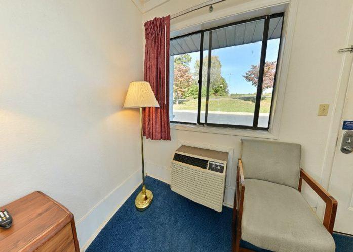 Americas Best Value Inn Kodak - Sevierville Екстер'єр фото